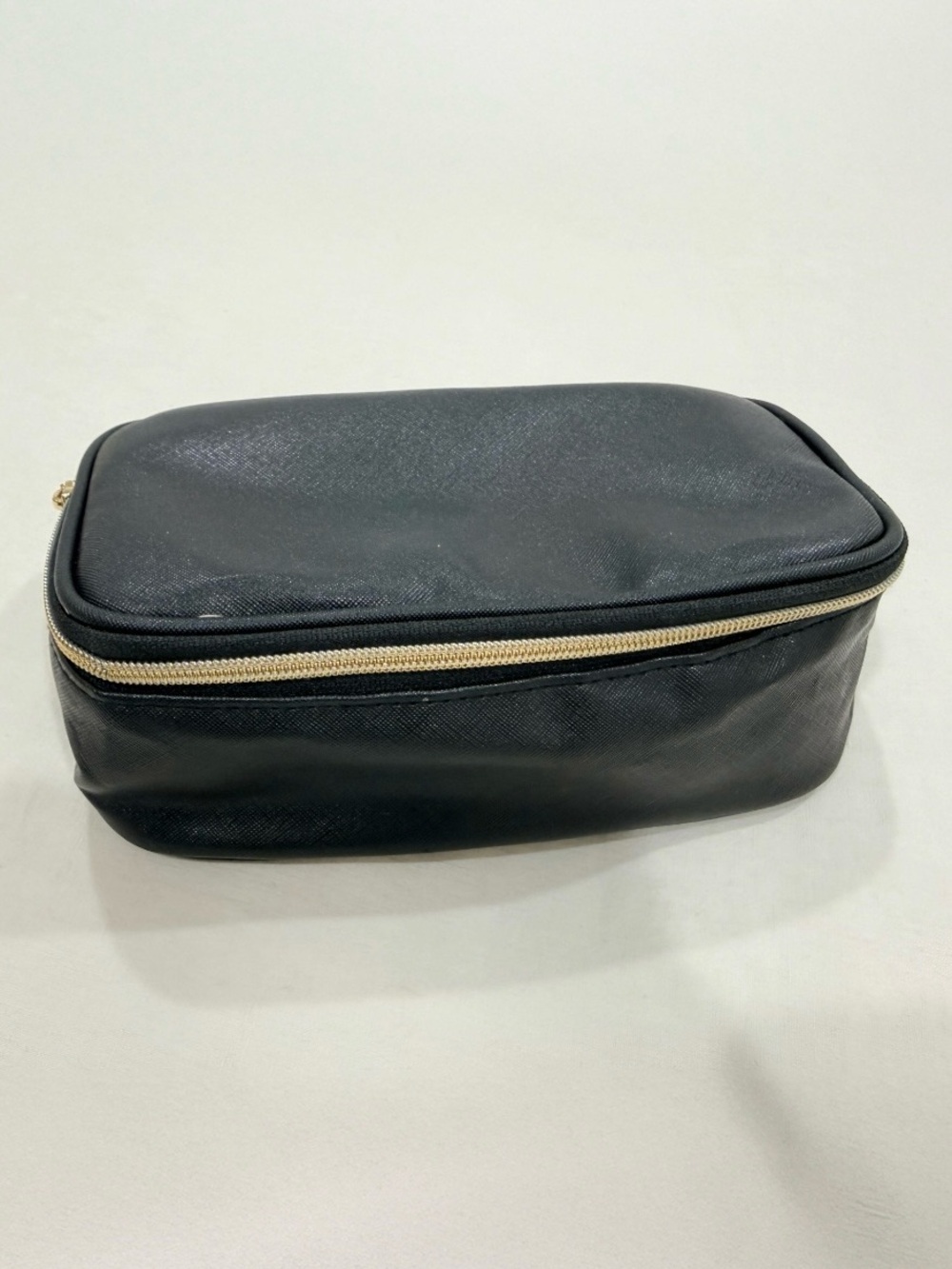 Black Travel Makeup Bag Cosmetic Organizer Toiletry Case Gold Zip - Picture 2 of 9
